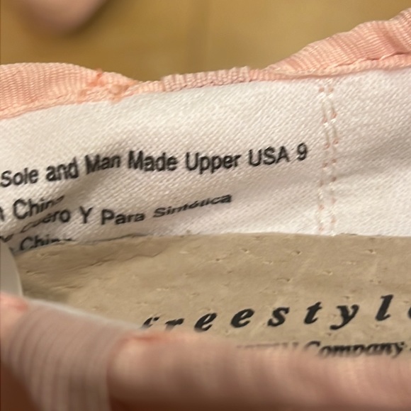 Freestyle by Danskin Girls’ Ballet Slippers - Size 9 - Picture 4 of 6